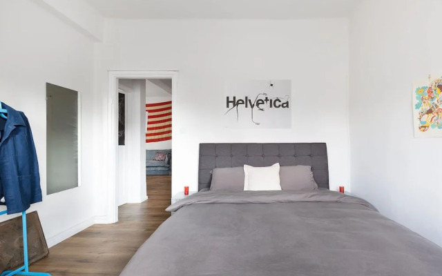 Artistic Downtown Vibe Apt in Florentin