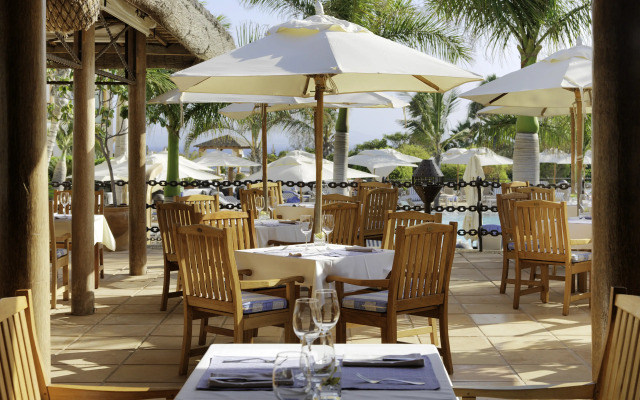 Princesa Yaiza Suite Hotel Resort