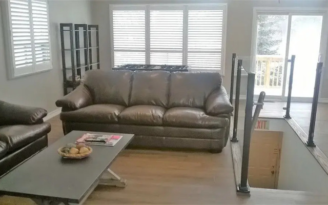 5 Bed Blue Mountain Loft