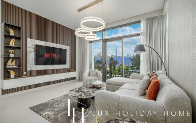 LUX The Creek Residence Suite