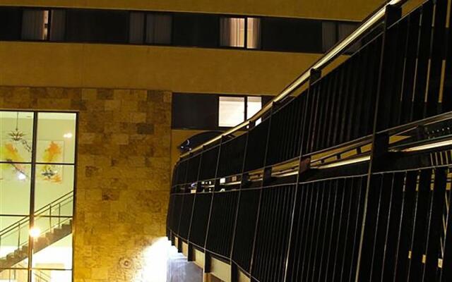 Отель Checkin La Princesa