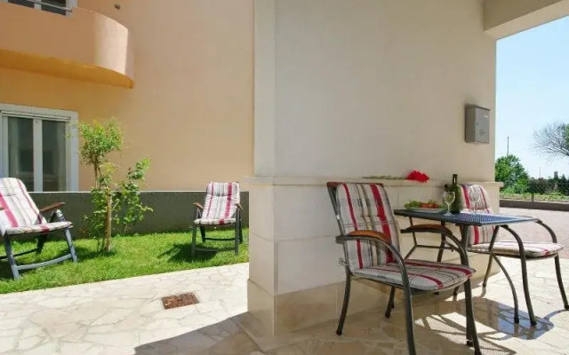 Apartments Elza