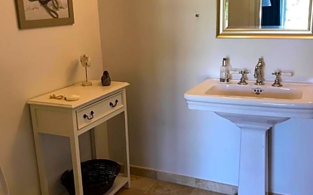 Trouville Bed & Breakfast