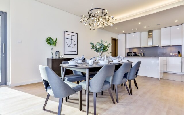 Driven Holiday Homes - City Walk 11B