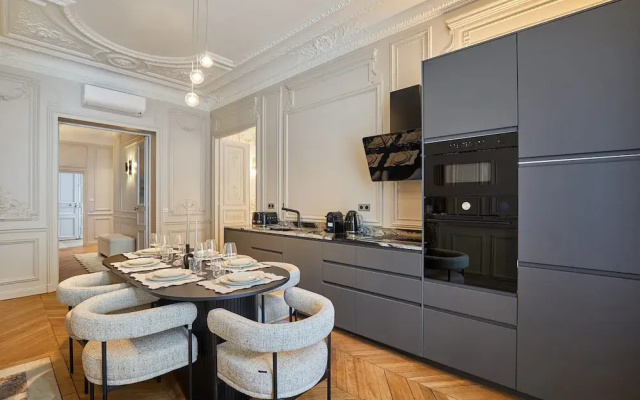 Amazing Apartment Saint Germain des Pres With AC by Studio Prestige
