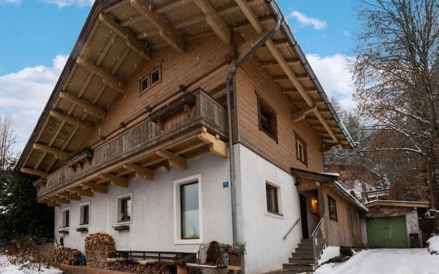 Cozy Apartment in Kitzbuhel near Ski Area