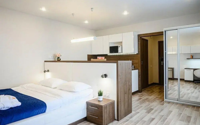 Renthouse Khoshimina 16