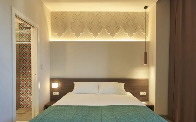 M Suite Hotel