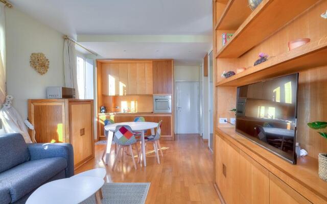 Lumineux Appartement- Carre d'or- Proche mer