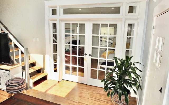 Park Avenue Beach Paradise Chic & Secluded 4 BDR