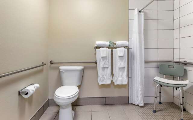 Comfort Suites Grandville - Grand Rapids SW