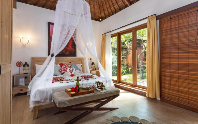 Ubud Raya Villa