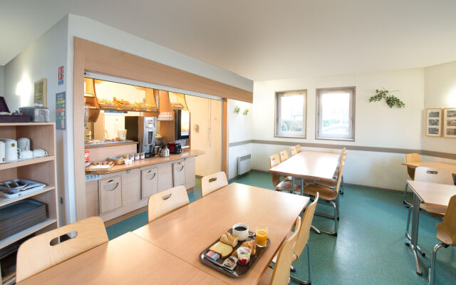 B&B HOTEL Beaune Sud (2)