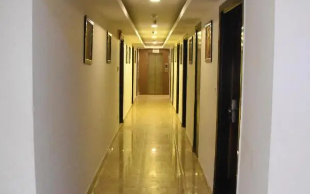 Clarks Inn Kaushambi