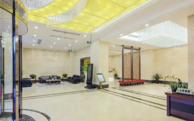 Yin Cheng Business Hotel