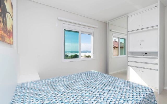 Mexicana - Apto Praia de Mariscal