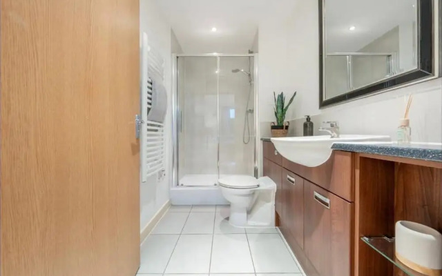 2 Bed-sleeps 6-free Parking-gym-terrace