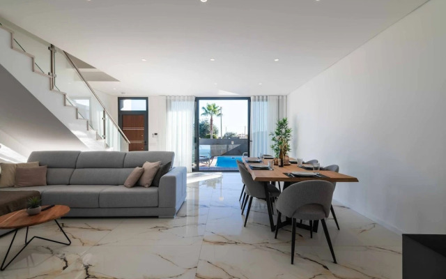 Villa Alegre With Private Pool