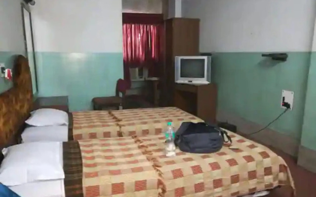 Goroomgo Sunny Dhanbad