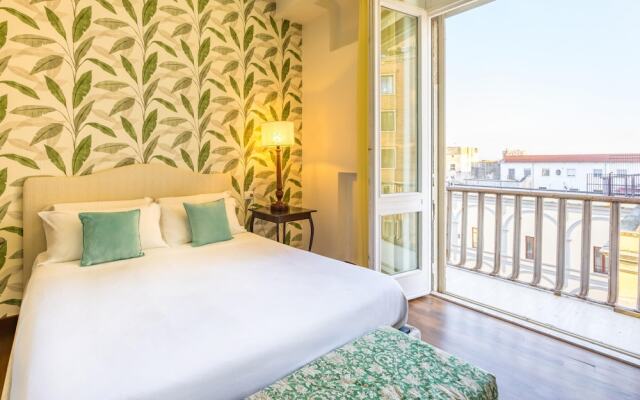 Green Tea Flat at Piazza Carit by Wonderful Italy