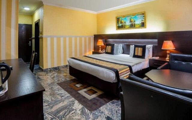 Landmark Hotel