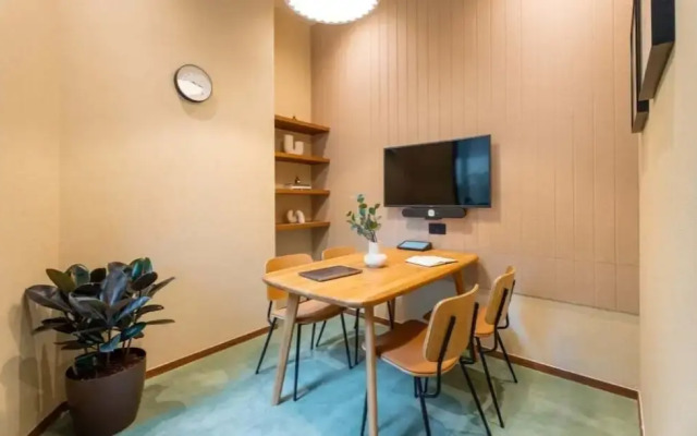 Weave Suites - Hillside