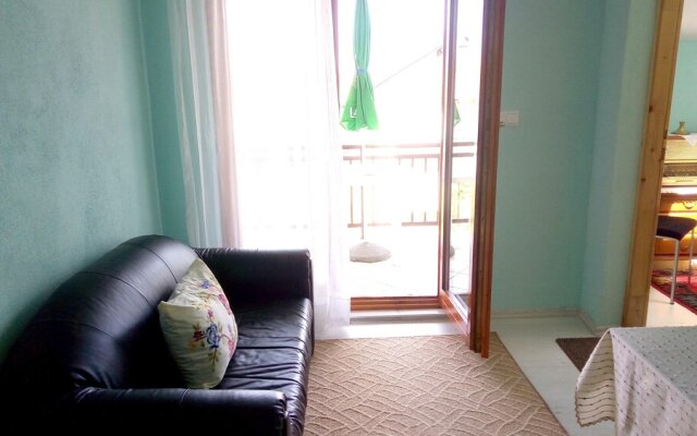 Apartment with 3 Bedrooms in Bihać, with Wonderful Mountain View And Enclosed Garden