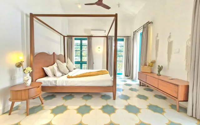 Villa in Siolim Near Morjim Beach