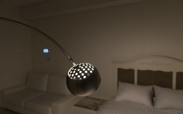 Ivory Central Gangnam