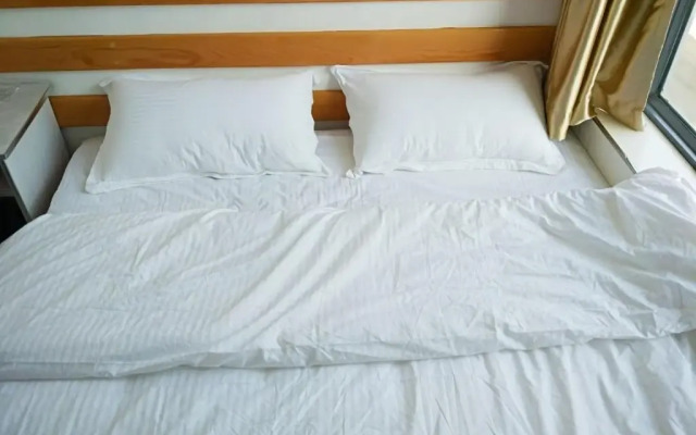 Tianchi Youth Hostel