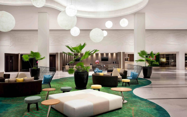 Pullman Miri Waterfront