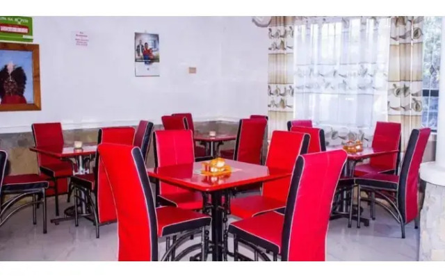 Amboseli Gateway Hotel