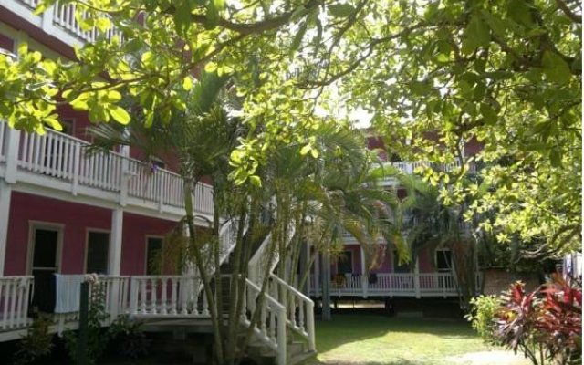 Hotel La Quinta Roatan