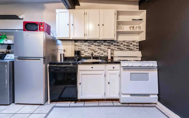 1918 Duplex with Character City Center