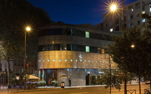 Hotel Square