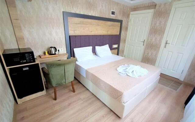 Avcilar Elit Hotel (29 Km Away From Istanbul)