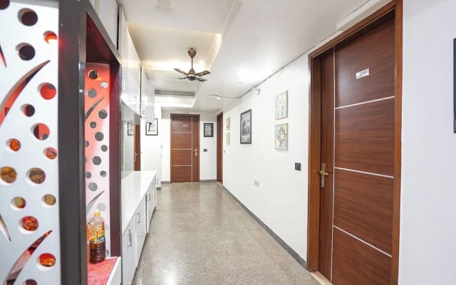 Fabhotel Golden Eye Inn