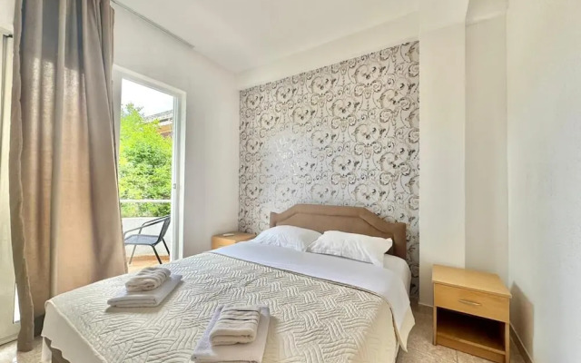 B&M Holiday Rooms