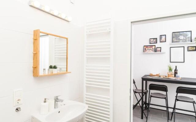 Sigmund Freud Lounge by ichbucheAT