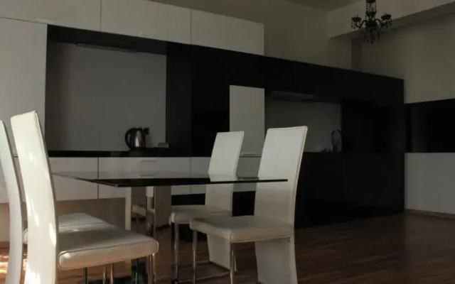 Apartment Rybalkova
