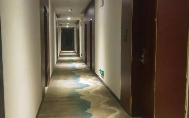 Shengshi Zhonghua Hotel