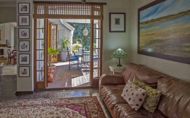 Admiralty Beach House