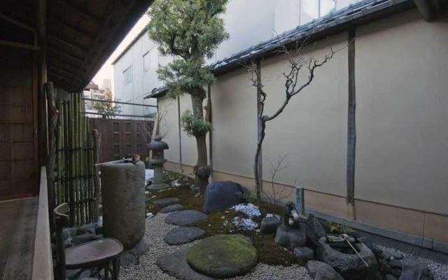 Itsutsuji-an