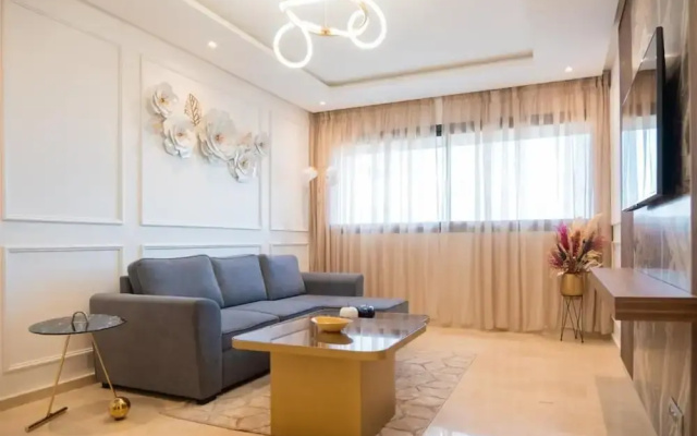 Luxurious Apartment Prestigia