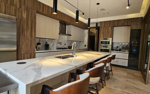 Luxurious 5BR Villa With bbq Pool in Casa de Campo