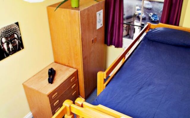 Homestay Bristol - Hostel