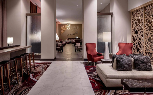 Embassy Suites by Hilton Minneapolis Downtown