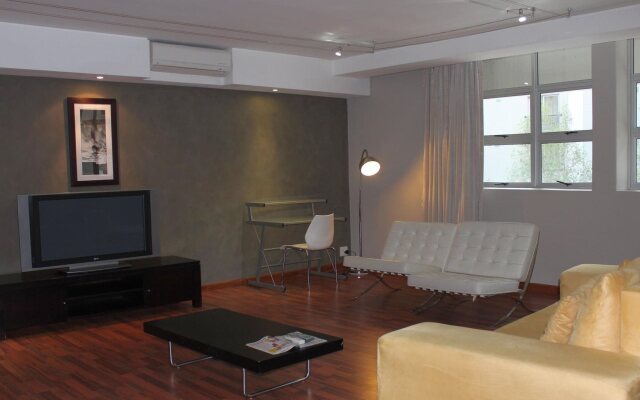 Circa On The Square Hotel