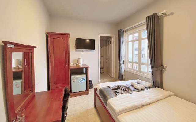 RedDoorz Amis Hotel near Da Lat Market – Guest Rooms – Da Lat