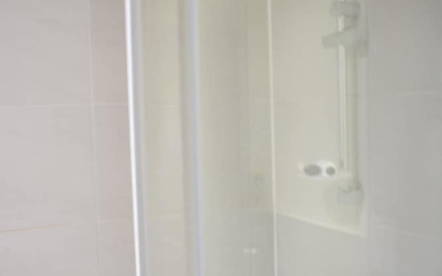 Spacious Studio Flat in Central Kensington